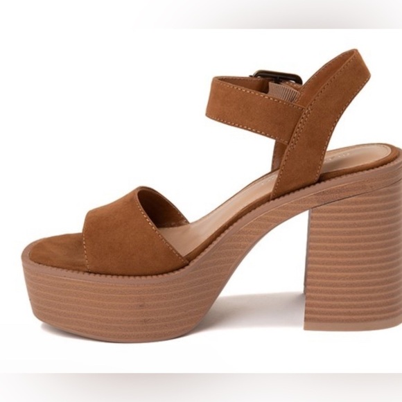 Madden Girl Goldie Platform Sandals Size 9.5 - Picture 2 of 9